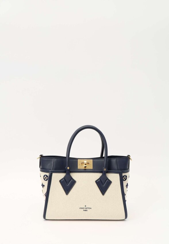 Louis Vuitton On my side