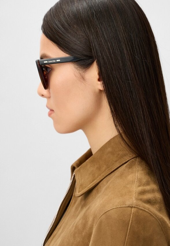 Очки солнцезащитные Calvin Klein
