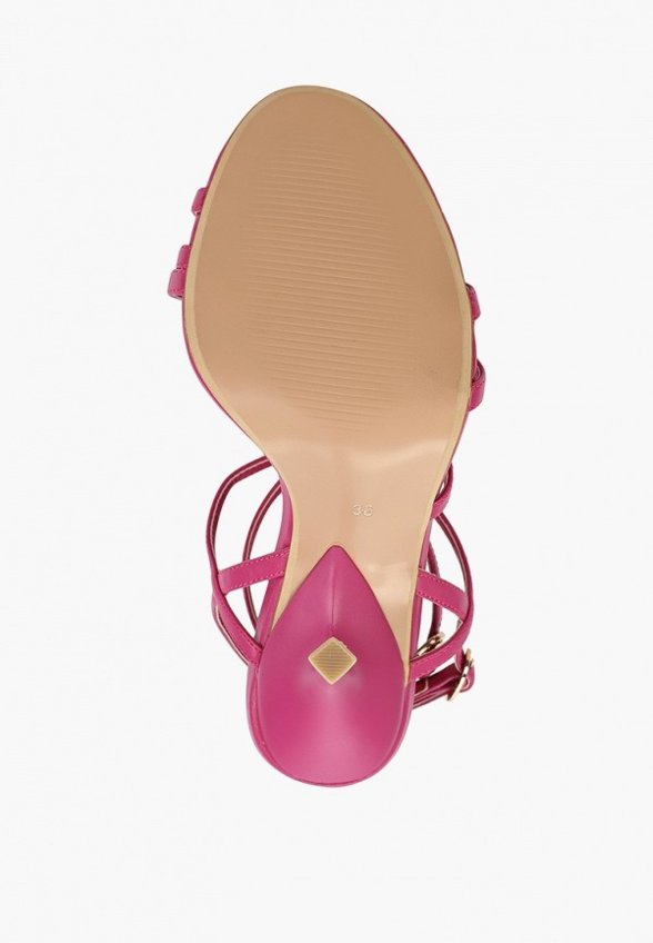 Босоножки Betsy