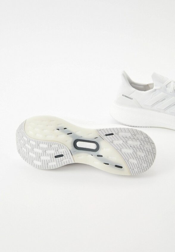 Кроссовки adidas