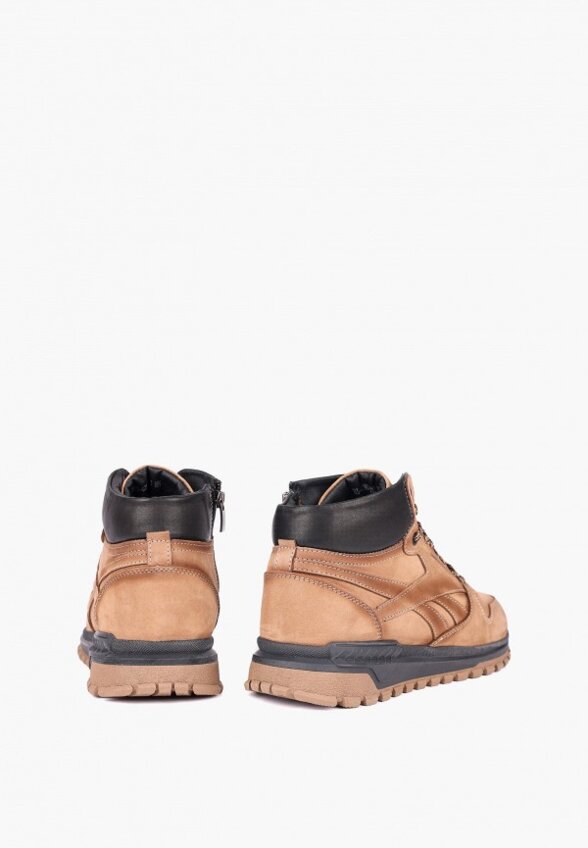 Кроссовки Quattrocomforto