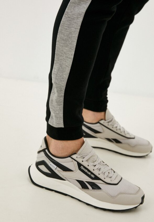 Брюки спортивные Colin's