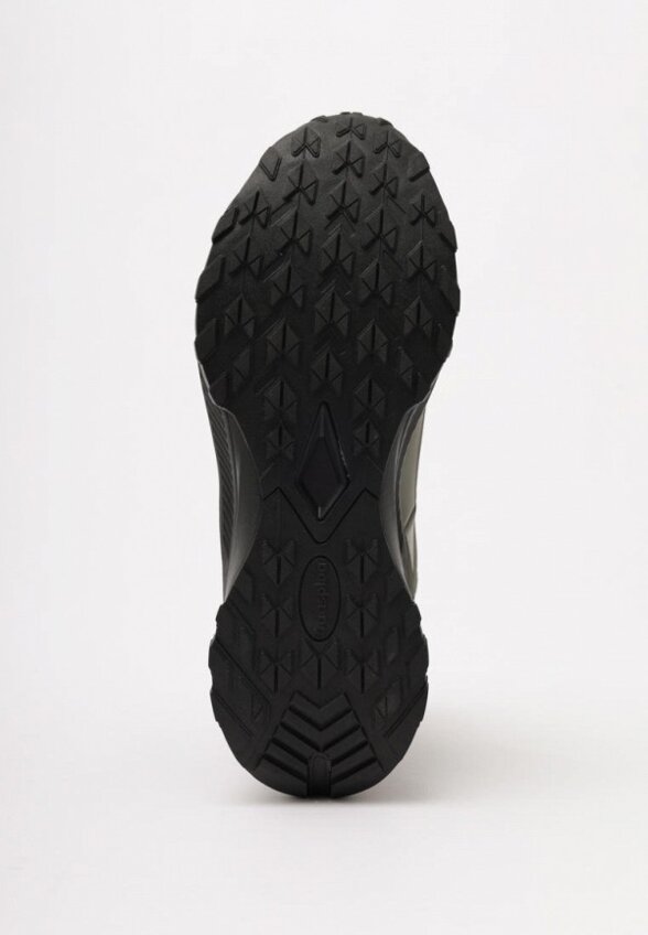 Кроссовки Baasploa