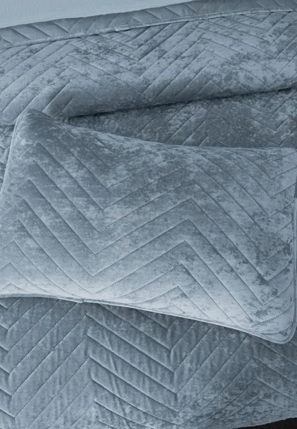 Комплект с покрывалом Sofi De Marko