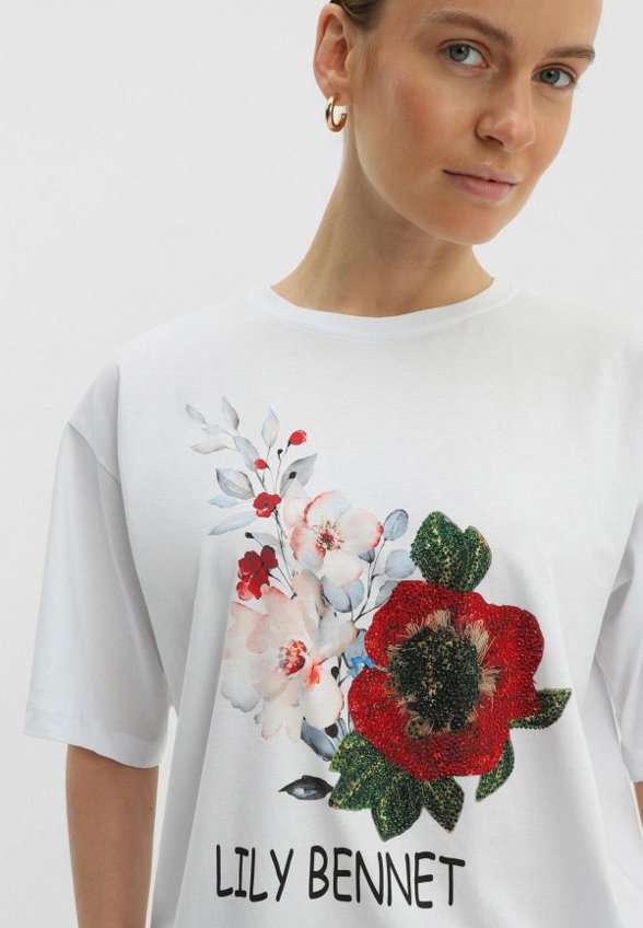 Футболка Lilly Bennet