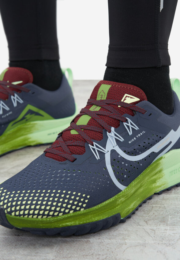 Кроссовки женские Nike Pegasus Trail 4, Синий