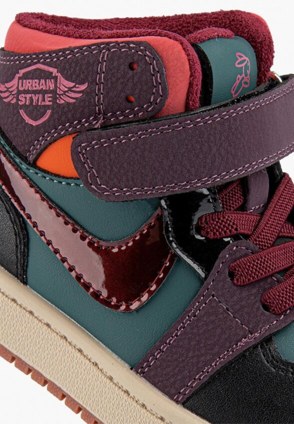 Кроссовки Kapika