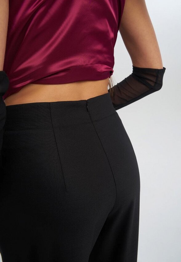 Брюки The Code Mone