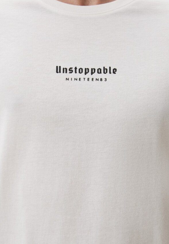 Футболка Colin's