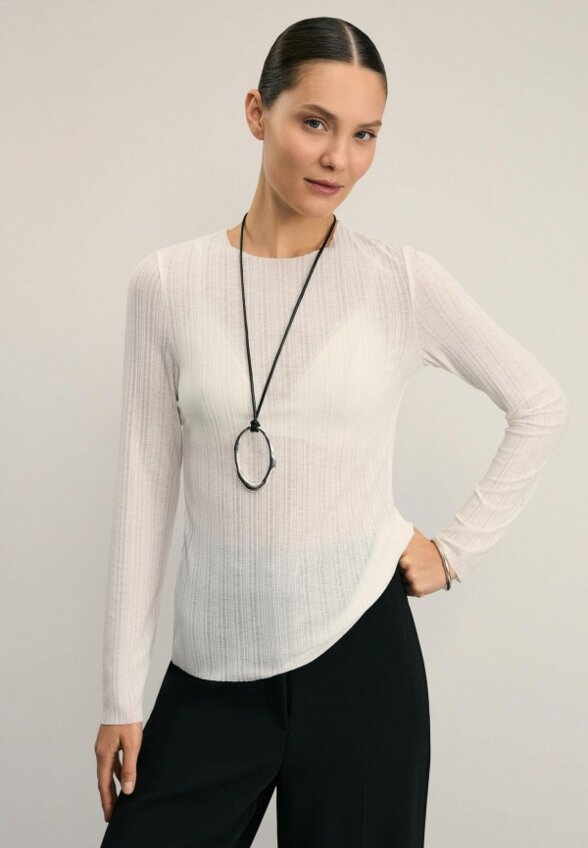 Джемпер Zarina