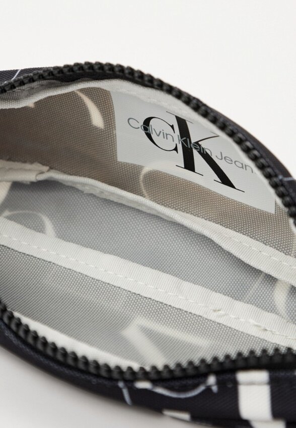Пенал Calvin Klein Jeans
