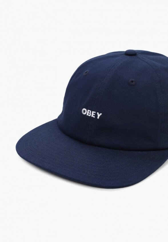 Бейсболка Obey