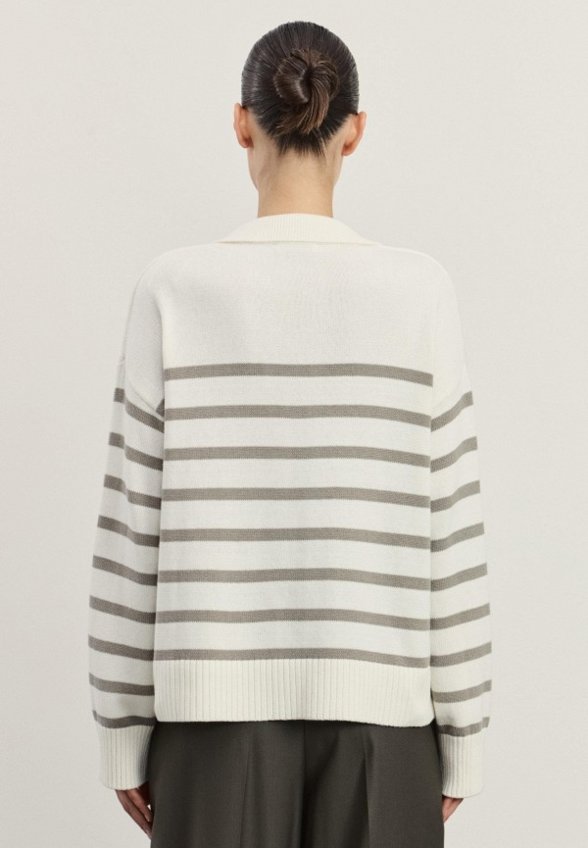 Пуловер Zarina