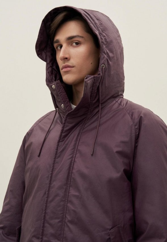 Пуховик Finn Flare