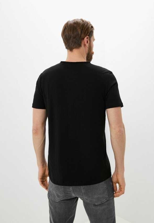 Футболка Colin's