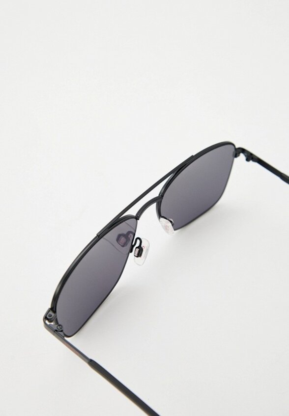 Очки солнцезащитные Hugo