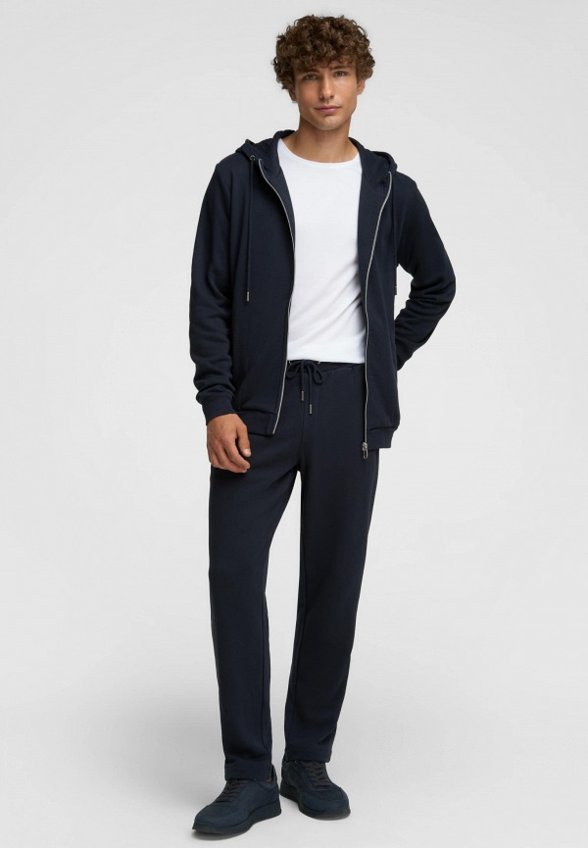 Толстовка Henderson