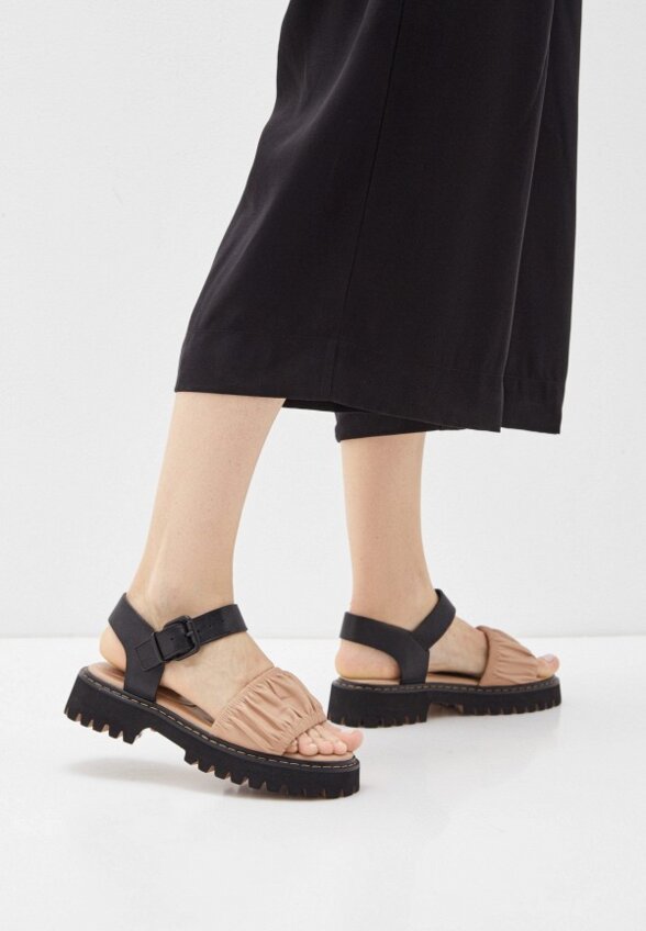 Сандалии Vitacci