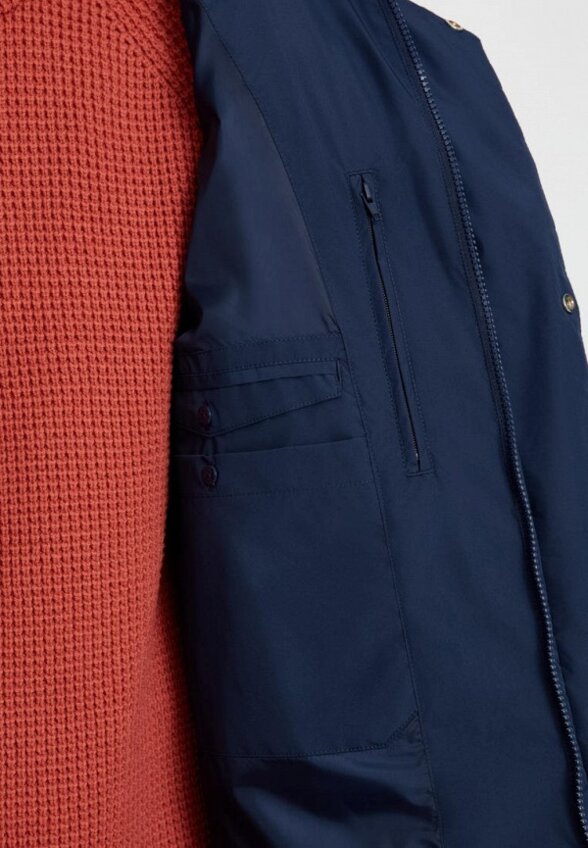 Пуховик Finn Flare