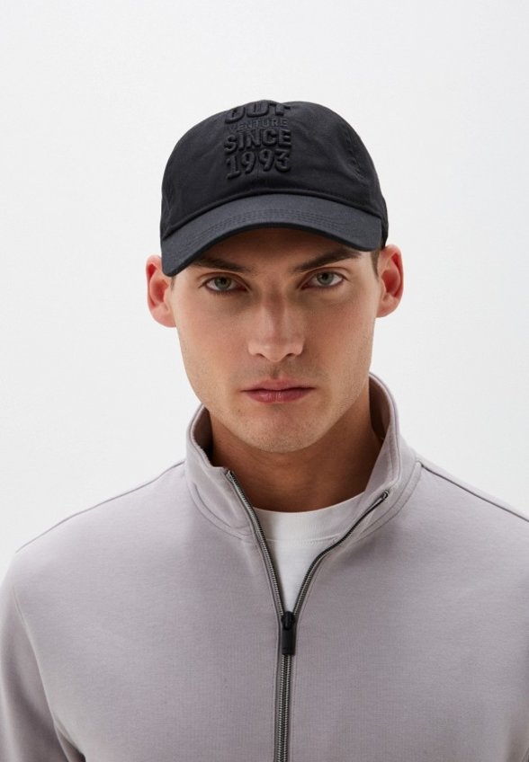 Бейсболка Outventure