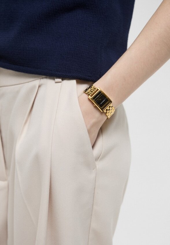 Часы George Kini