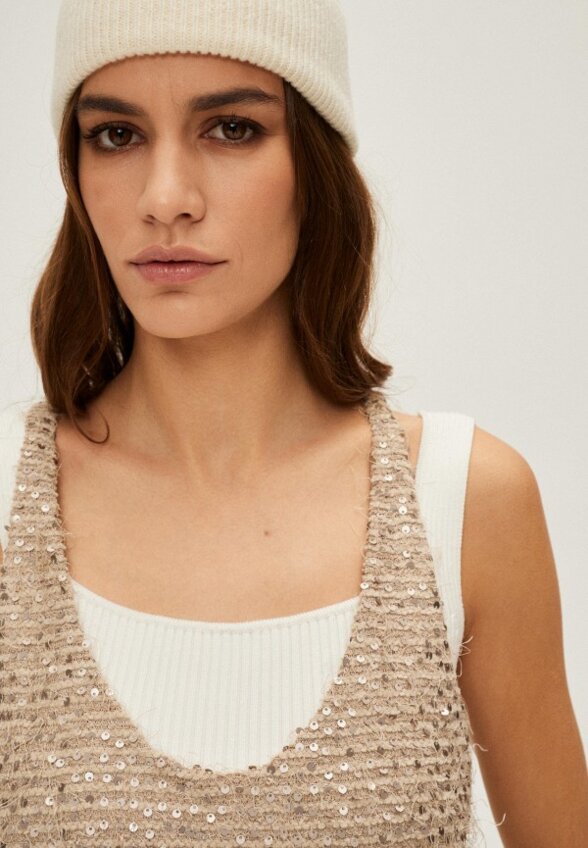 Топ Мама Разрешила