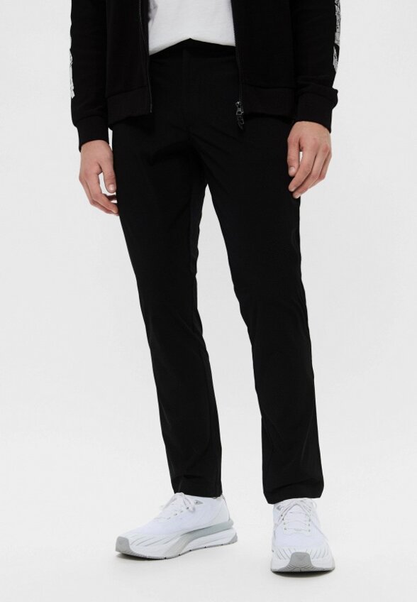 Брюки спортивные EA7