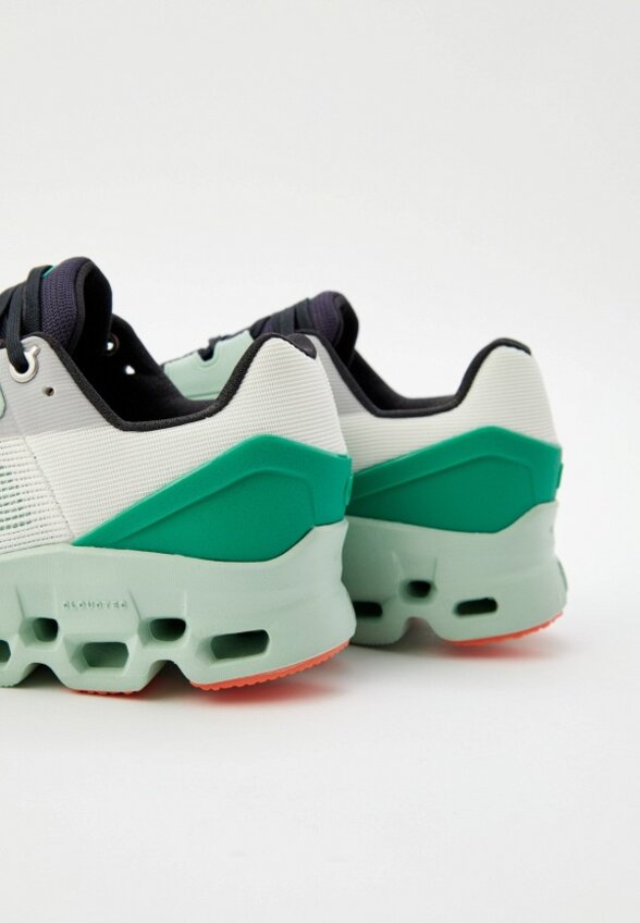 Кроссовки On