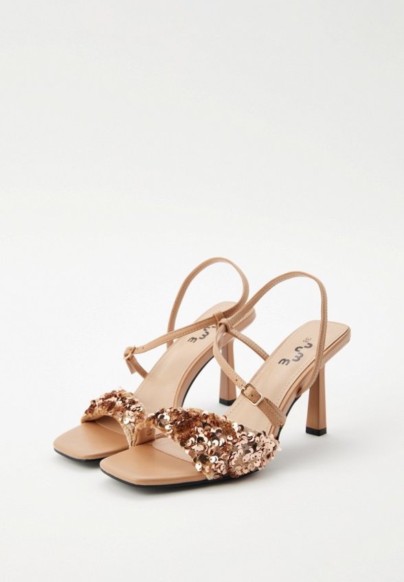 Босоножки Nume