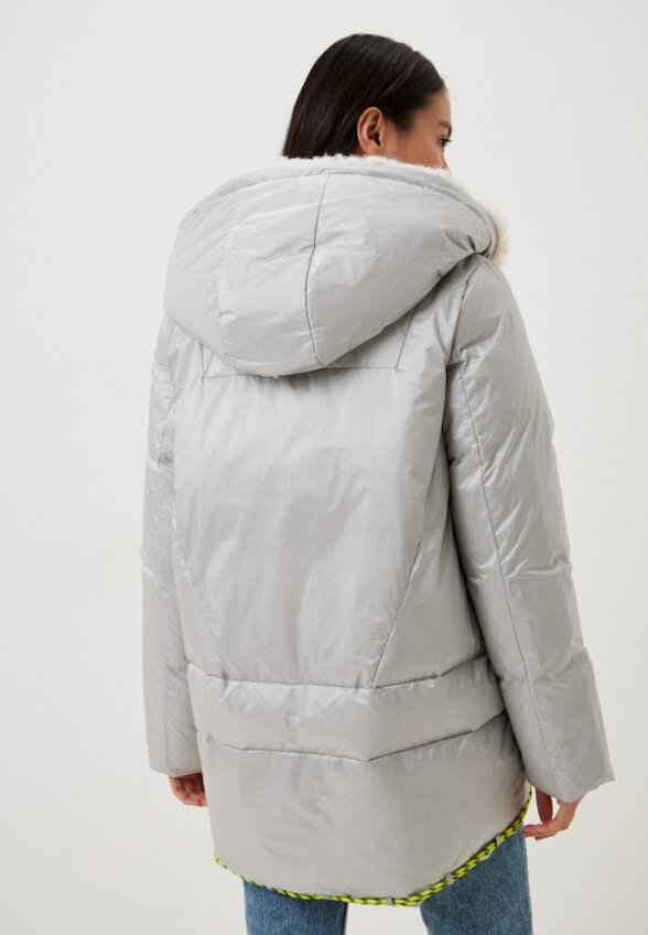 Пуховик Снежная Королева