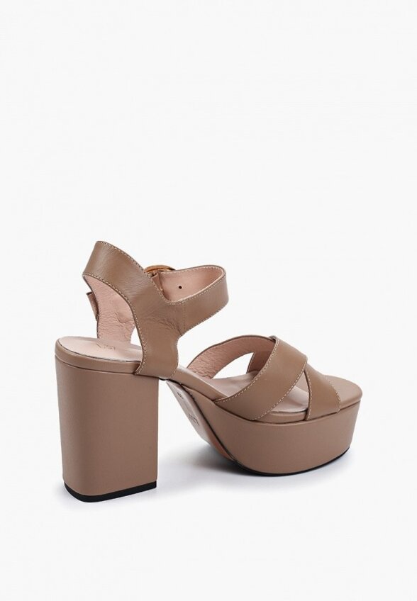 Босоножки L37