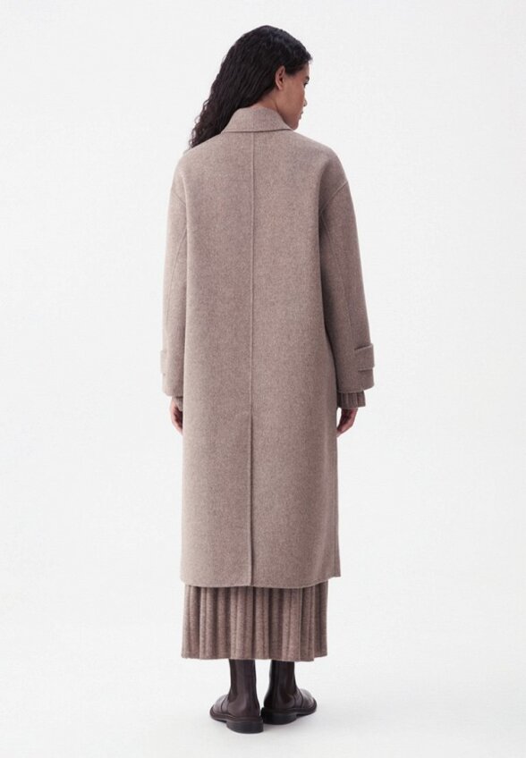 Пальто двубортное Lusio