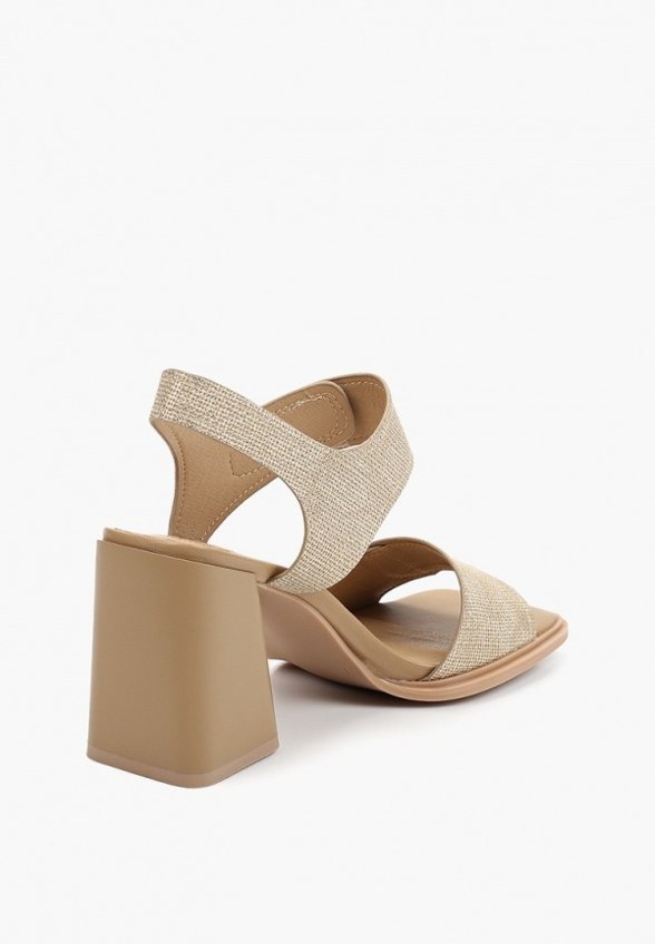 Босоножки Betsy