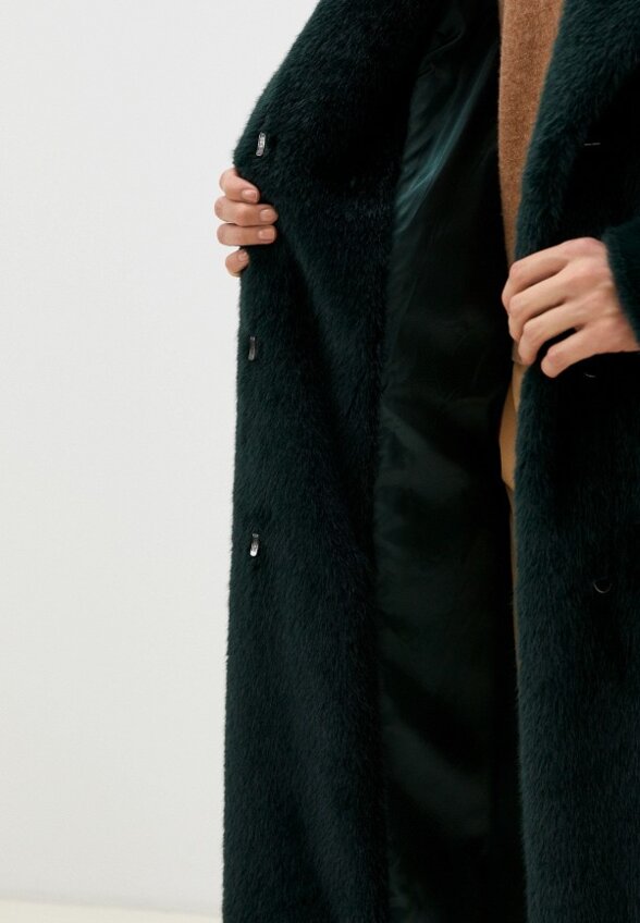 Пальто меховое Shubeco