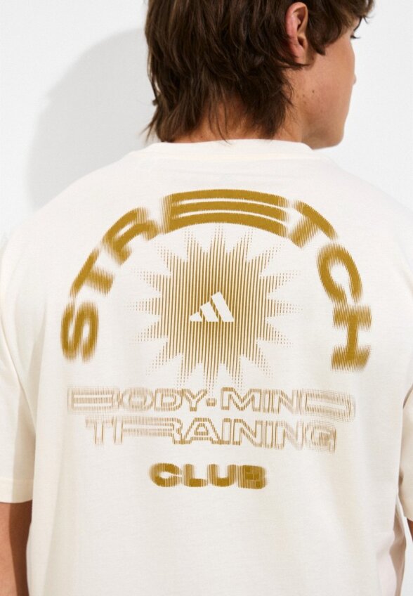 Футболка adidas