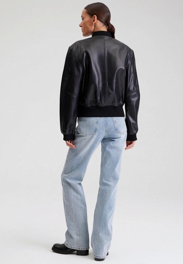 Бомбер To Be Blossom