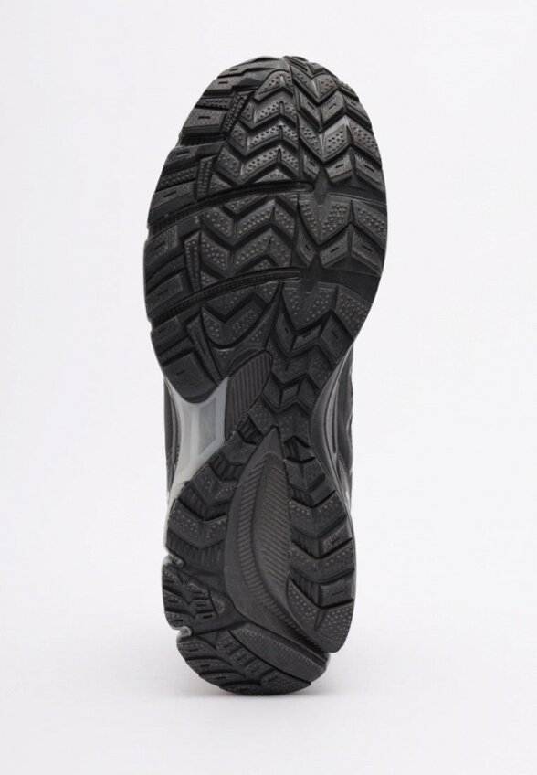 Кроссовки Baasploa