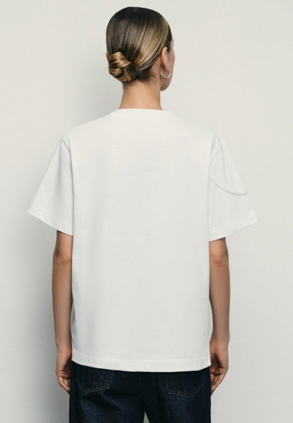 Футболка Zarina