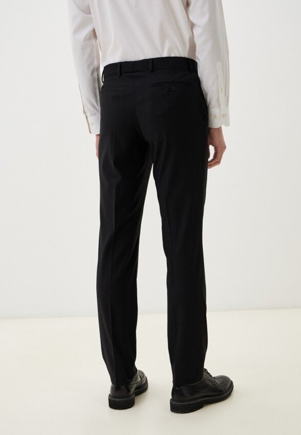 Костюм классический Laconi