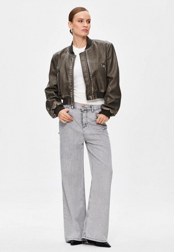 Бомбер Miss Chic