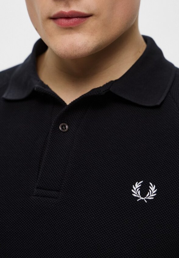 Поло Fred Perry