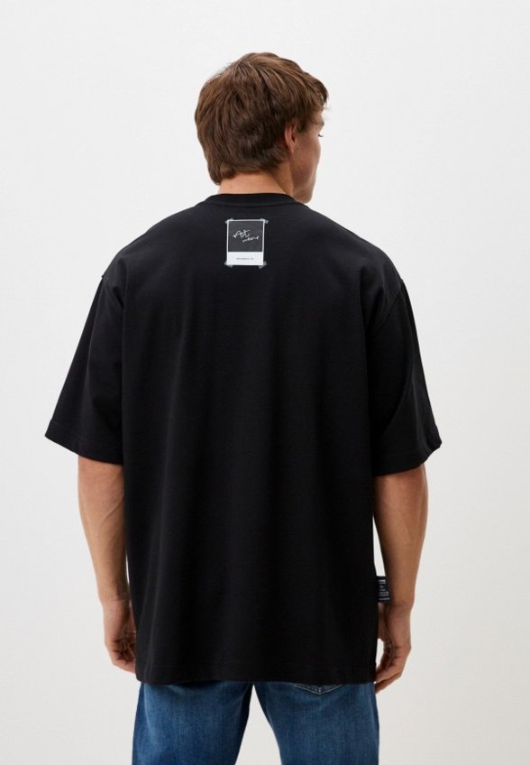 Футболка Scandalis