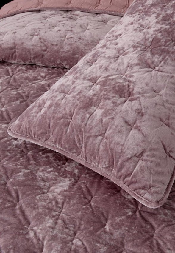 Комплект с покрывалом Sofi De Marko