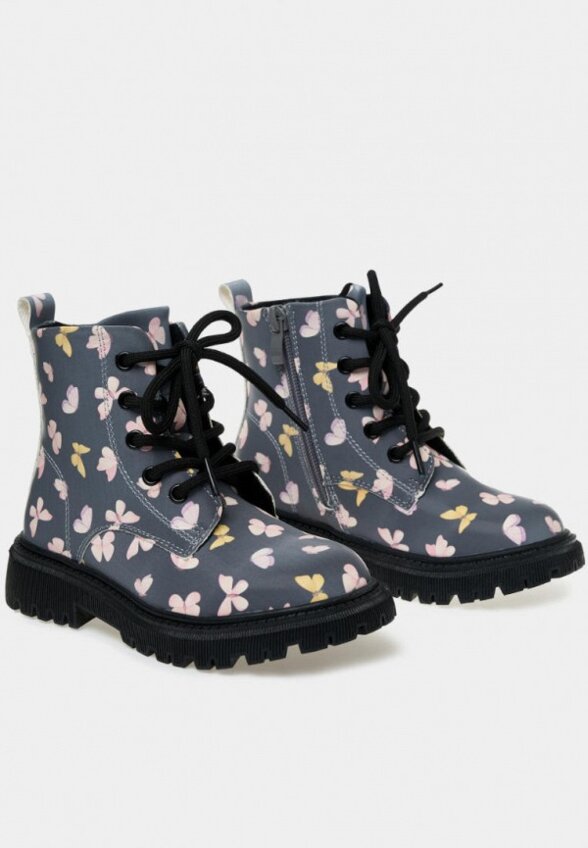 Ботинки Tikkago