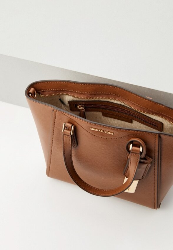 Сумка и брелок Michael Michael Kors