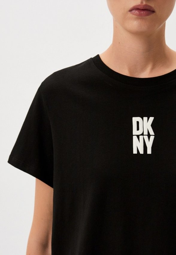 Футболка DKNY