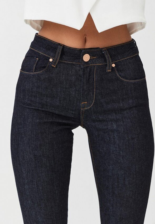 Джинсы Whitney