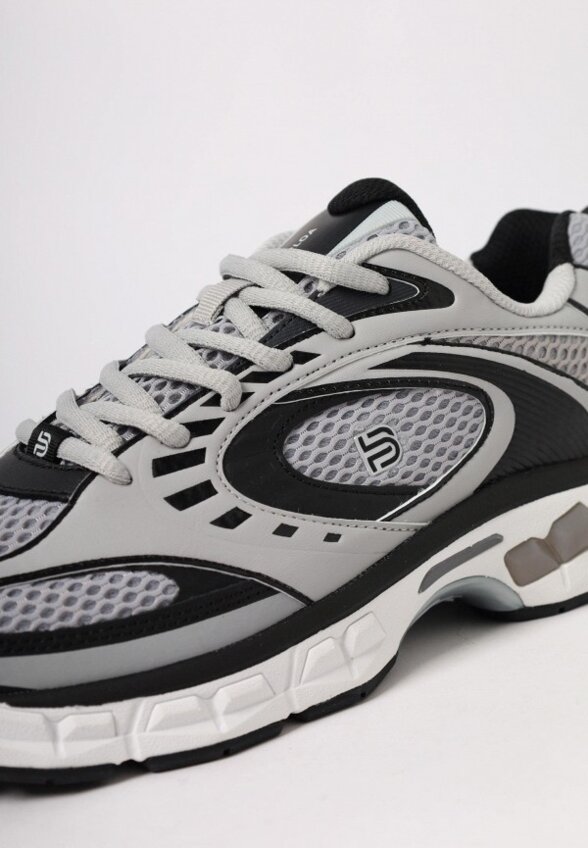 Кроссовки Baasploa