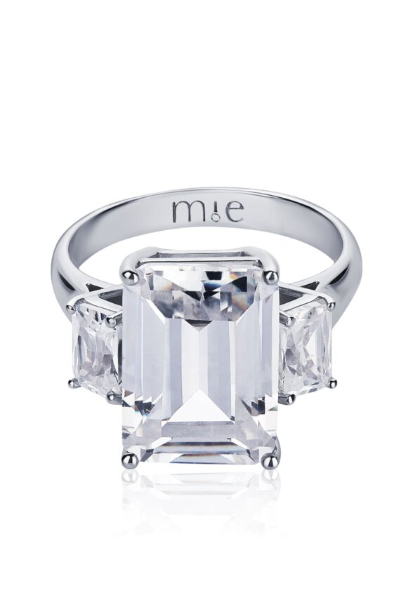 Серебряное крупное кольцо ГРАЦИЯ с фианитами MIE