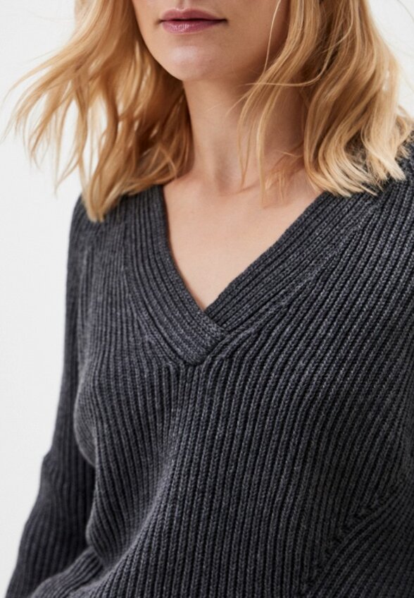 Пуловер MaryTes